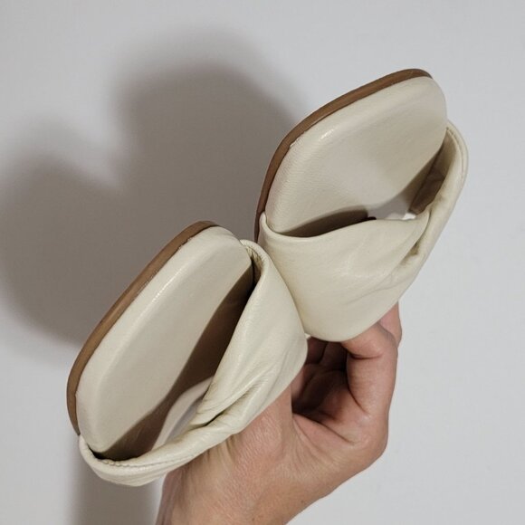 NEW Beek Whipbird Sandals Womens 9 Eggshell Chic Casual Comfort Designer Neutral - Picture 4 of 7